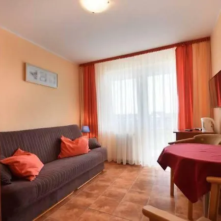 Anker * ウストロニエ・モルスキエ